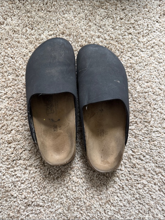 Birkenstock Other - Birkenstock Black Slip-On Clogs
